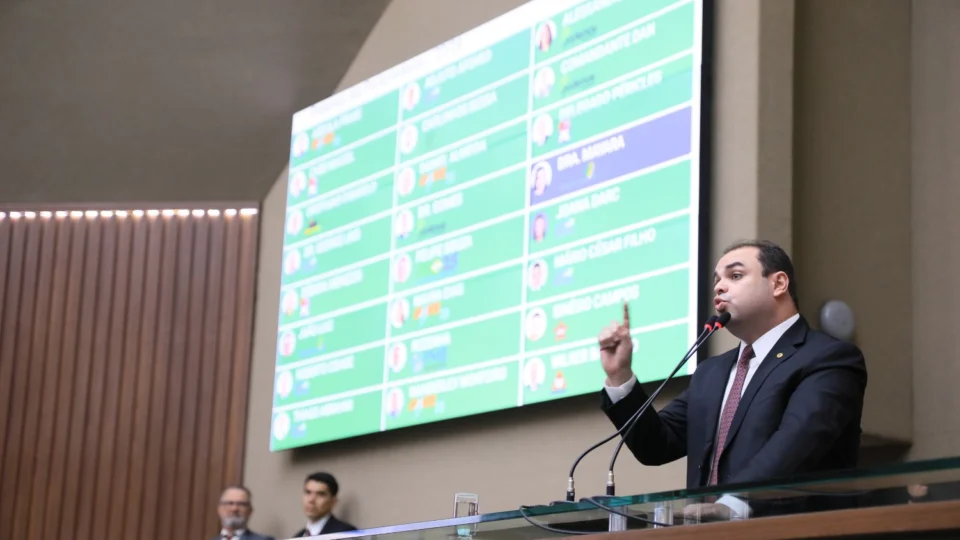 “Hoje eu construí amigos e respeito todas as divergências”, diz Roberto Cidade após nova eleição