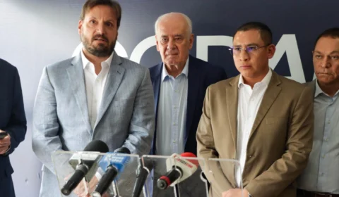 Píeres provisórios já receberam mais de 25 mil contêineres para abastecer indústria e comércio