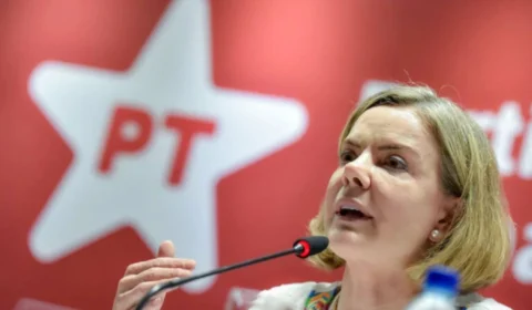 Aumento Selic: Gleisi acusa Copom de sabotar economia do país, mas decisão foi unânime no comitê