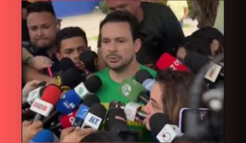 “A justiça dos homens é demorada, mas a justiça do povo será rápida”, diz Alberto Neto ao votar