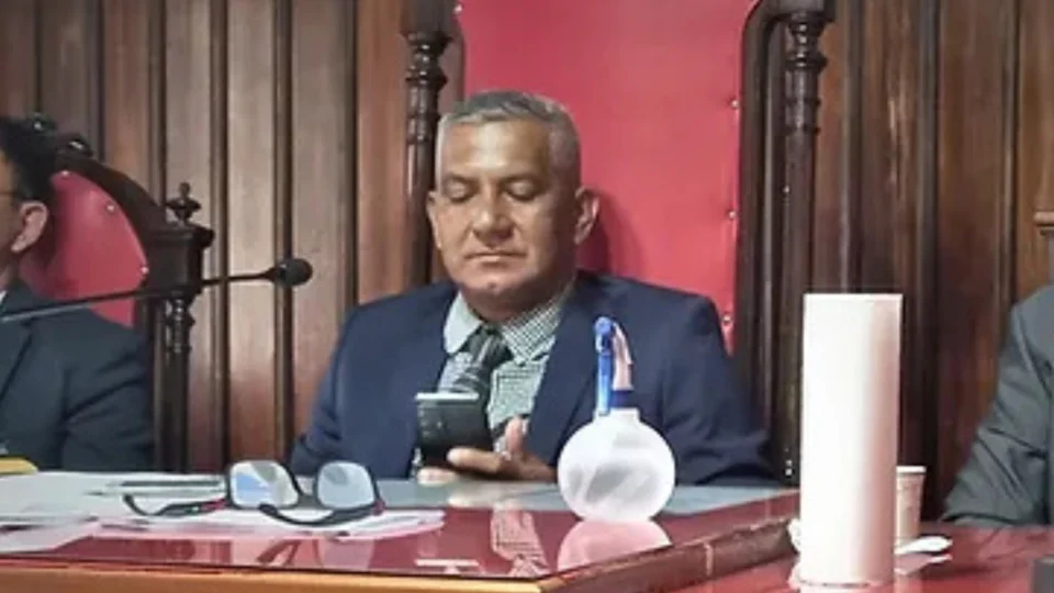 TCE-AM multa presidente da Câmara de Humaitá em mais de R$ 175 mil