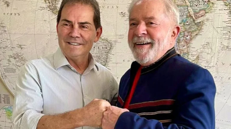 Aliados de Lula vão ao STF contra PEC que limita excessos da Corte