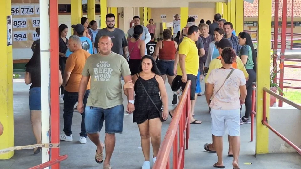 Mais de 1,4 milhão de eleitores estão aptos a votar neste segundo turno na capital amazonense