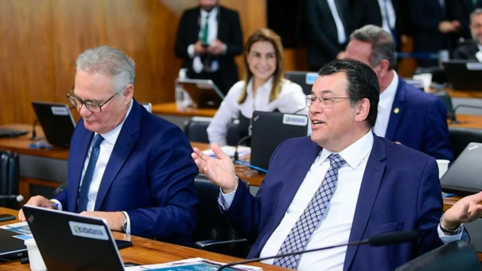 Fachin manda arquivar inquérito contra Braga e Calheiros por corrupção