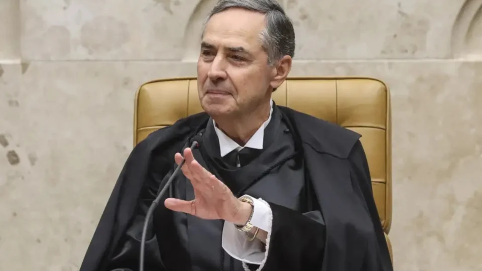 Barroso fala em perda de credibilidade aos que atacaram as urnas