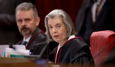 Presidente do TSE diz que explosões não afetarão trabalho do Judiciário