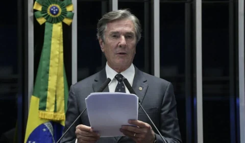 STF nega recurso de Collor e mantém pena de prisão ao ex-presidente