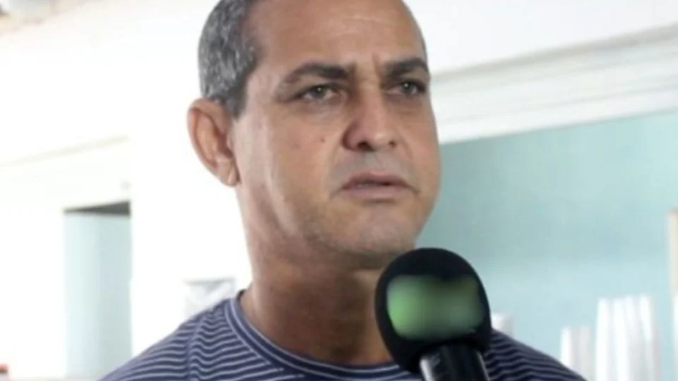 TCE-AM suspende licitações do prefeito de Uarini por risco de comprometer orçamento de 2025