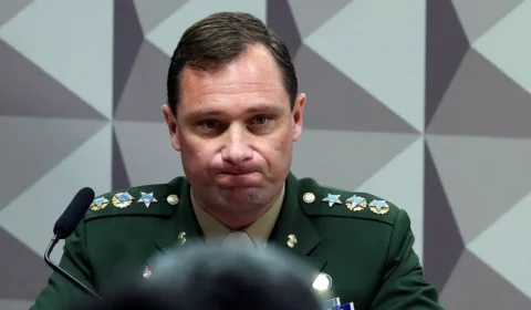 Mauro Cid prestará novo depoimento à PF nesta terça-feira