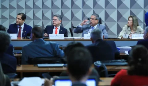 CPI das Bets convoca Gusttavo Lima e convida Felipe Neto para deporem