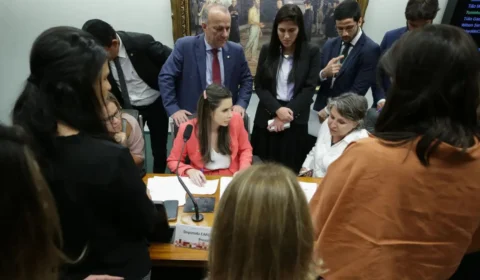 PEC do Aborto deve ser votada nesta terça-feira (26) na CCJ da Câmara