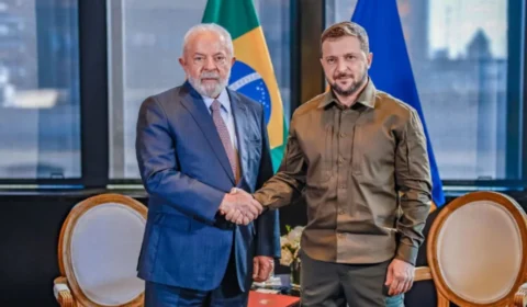 Zelensky critica Lula por posição fraca na guerra da Ucrânia