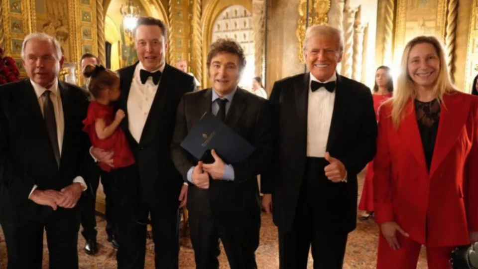 “Salvou a humanidade”, diz Milei sobre Elon Musk em encontro com Trump