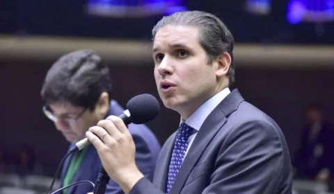 Hugo Motta garante três votos do Amazonas na corrida pela presidência da Câmara