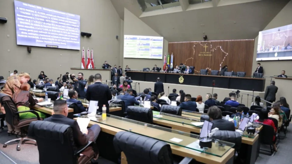 Projeto de Lei Orçamentária Anual de R$ 31,4 bilhões para o Amazonas é protocolado na Aleam