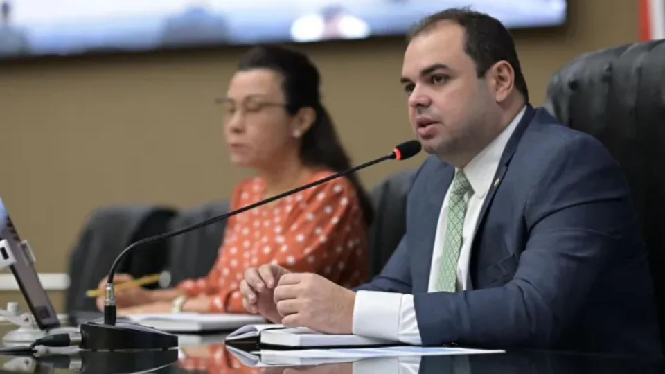 Roberto Cidade incentiva o reaproveitamento de resíduos sólidos por meio da campanha ‘Lixo Zero’