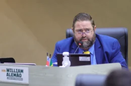 William Alemão vota contra PL que aumenta limite para créditos suplementares na LDO