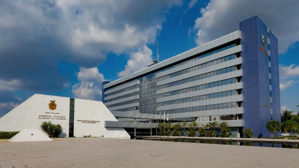 Relatório preliminar da LOA 2025 é entregue na Aleam