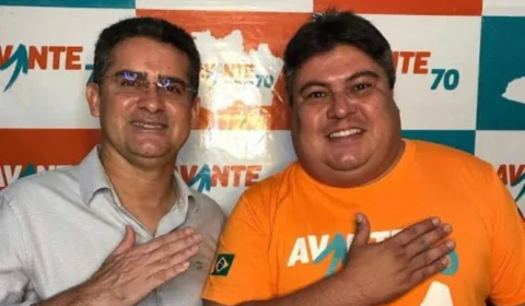 David Almeida apoia David Reis para presidência após gestão ‘desastrosa’ na CMM