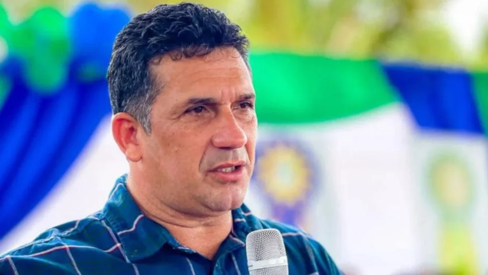 Prefeitura de Manacapuru gasta mais de R$ 13 milhões para pavimentação de trecho rural