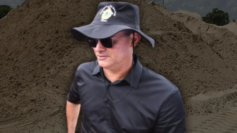 Seminf renova contrato de R$ 15 milhões para compra de areia para obras em Manaus