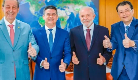 Com discurso “pelo bem de Manaus,” David, que se dizia de direita, sela aliança com o governo Lula