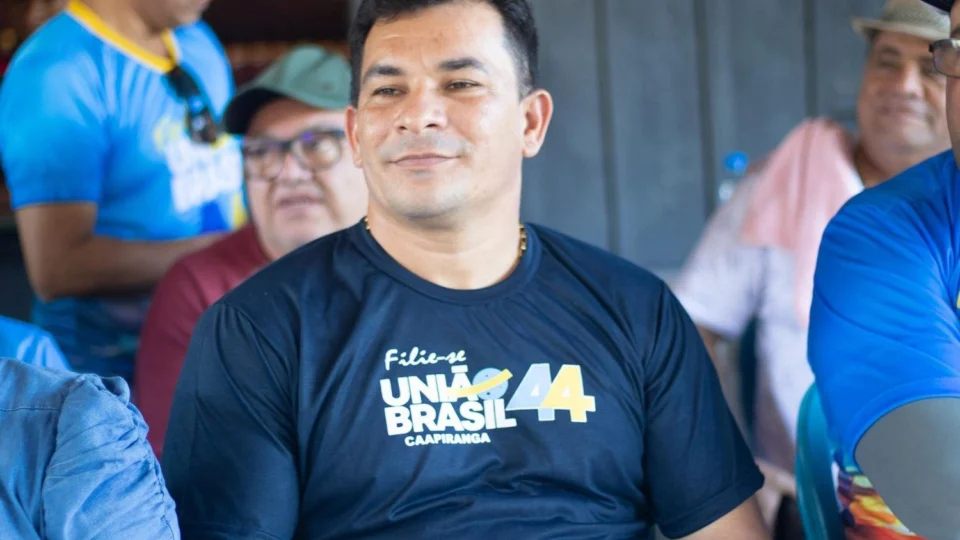 Prefeito de Caapiranga gasta mais de R$ 2 milhões para materiais esportivos