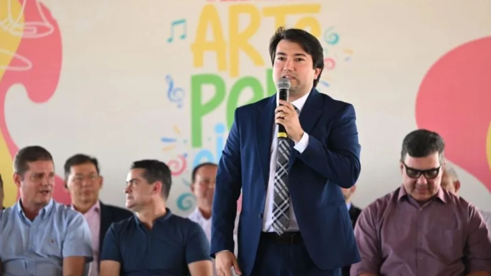 Manauscult prorroga contratos milionários com empresas de som e shows pirotécnicos até 2025