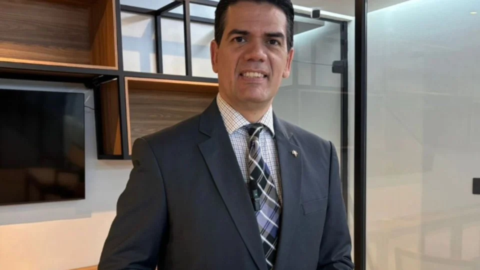 Advogado denuncia impedimento de voto na eleição da OAB-AM em Manaus