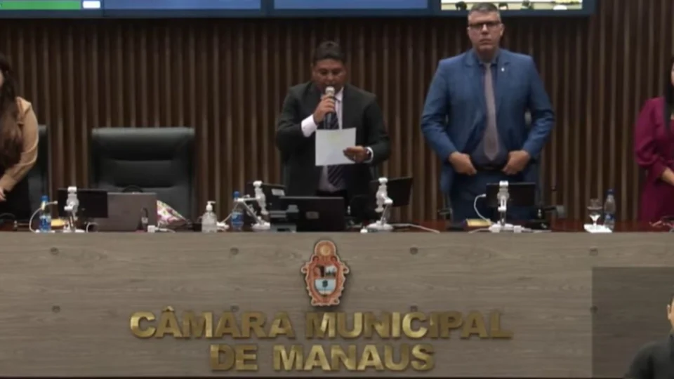 Câmara de Manaus aprova projeto que estende plano de saúde a ex-vereadores