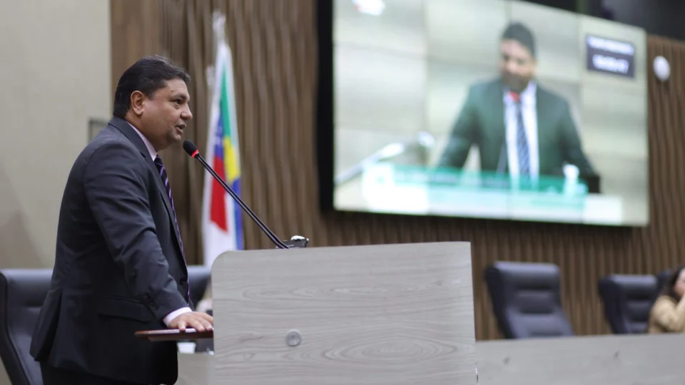 Caio André solicita ao IMMU alternativas para desafogar trânsito em áreas natalinas