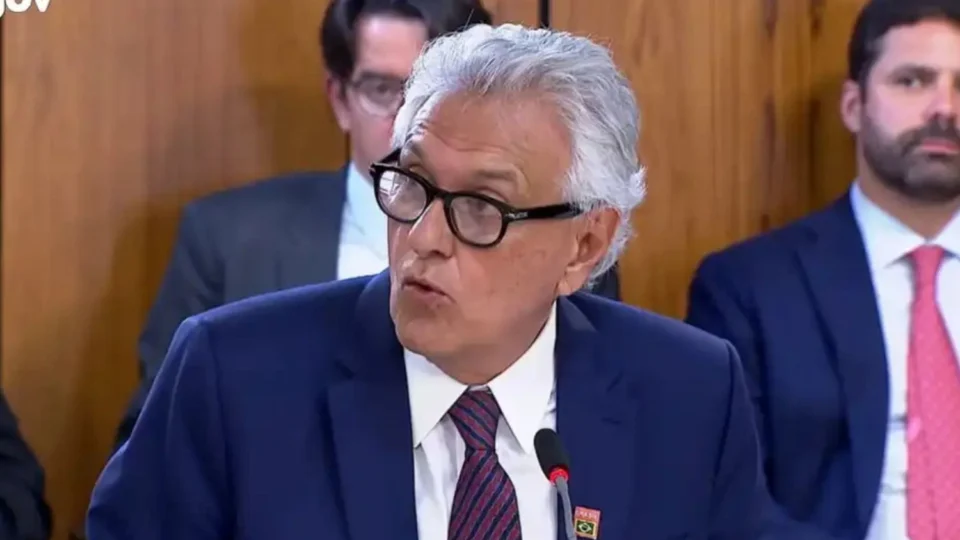 Caiado critica PEC da Segurança e acusa governo federal de “usurpação de poder”