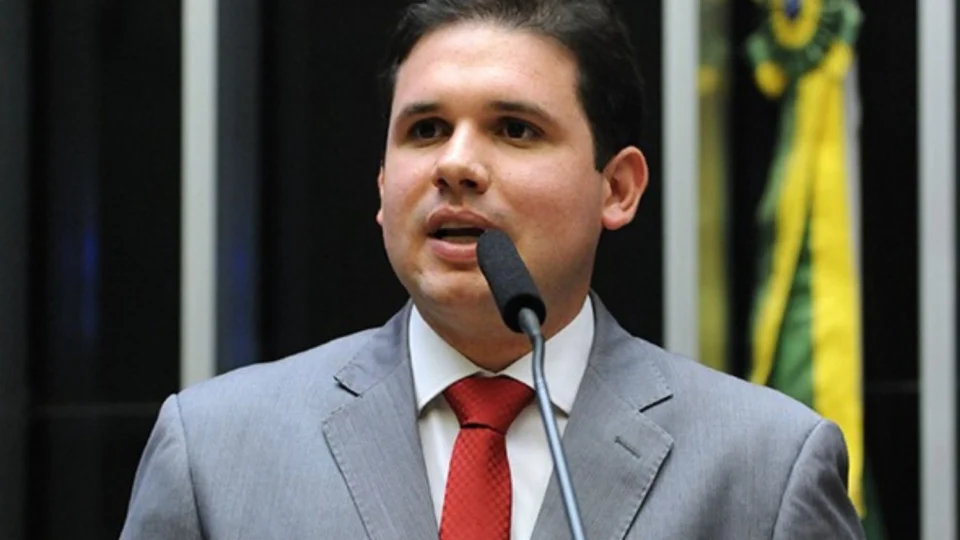 Partidos se unem em apoio a Hugo Motta para presidente da Câmara