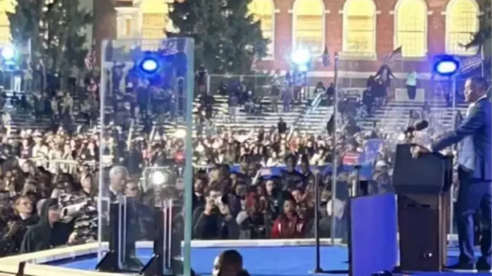 Kamala abandona eleitores sem reconhecer derrota