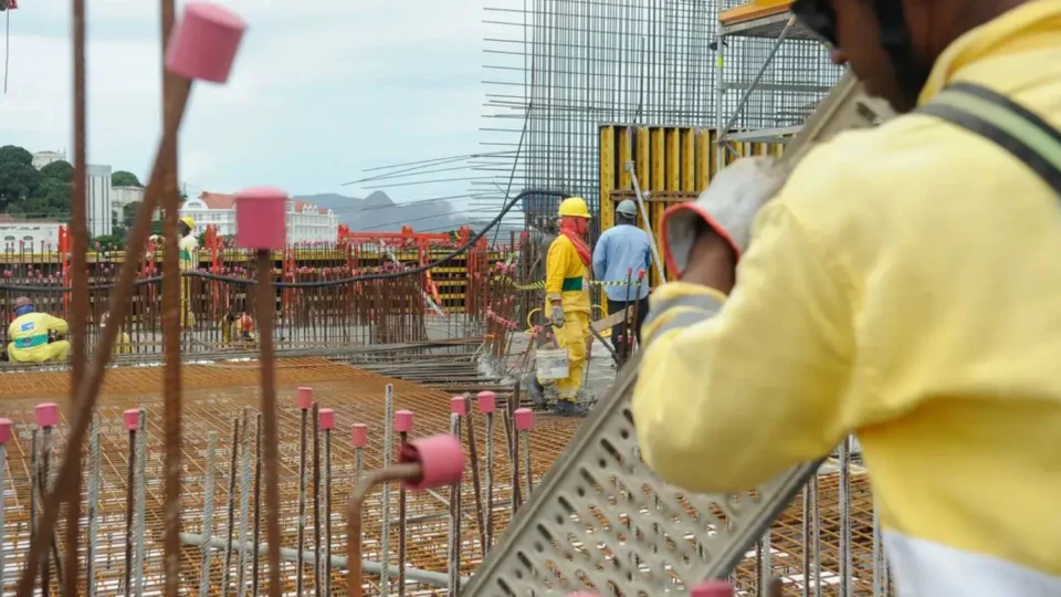 Proposta sobre fim da jornada 6×1 movimenta redes sociais