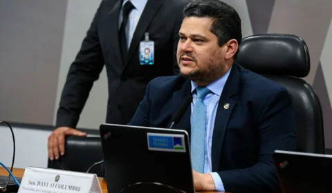 Alcolumbre prometeu ao PT não dar andamento a impeachment de ministros