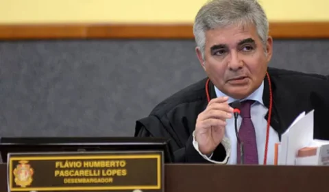 Desembargador mantém suspensão de CPIs contra gestão de David Almeida