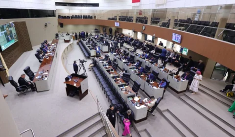 Câmara apela na Justiça para retomar CPIs bloqueadas pela base aliada de David Almeida