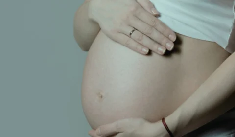 CCJ da Câmara aprova PEC que proíbe aborto no Brasil