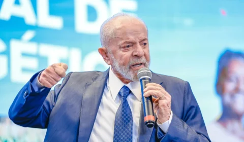 Lula não apresenta sequelas após cirurgia para drenar hematoma no crânio