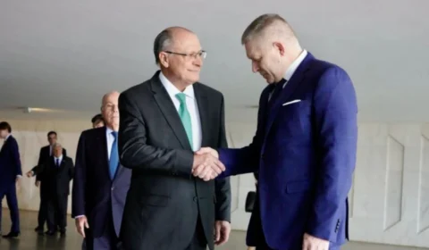 Alckmin comete gafe e confunde Eslováquia com Iugoslávia