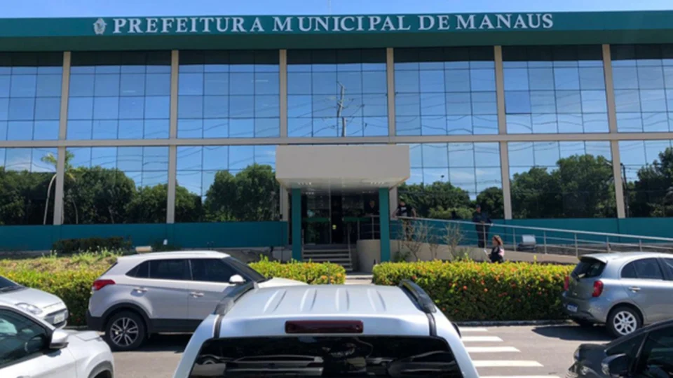 Prefeitura contrata empresa sem licitação por mais de R$ 4 milhões para serviços especializados