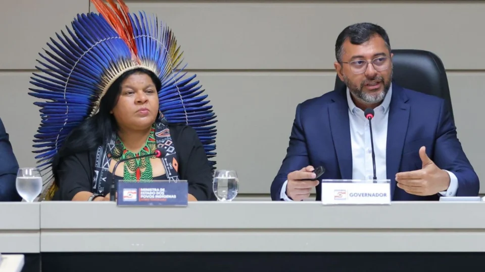 Wilson Lima se reúne com ministra dos Povos Indígenas e apresenta balanço sobre estiagem