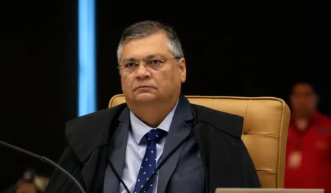 Dino libera retomada do pagamento de emendas parlamentares suspensa