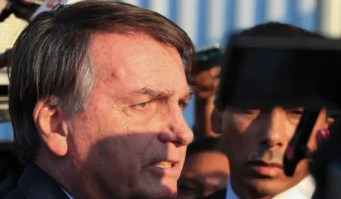 Bolsonaro poderá ir à missa de 7º dia da mãe de Valdemar Costa Neto