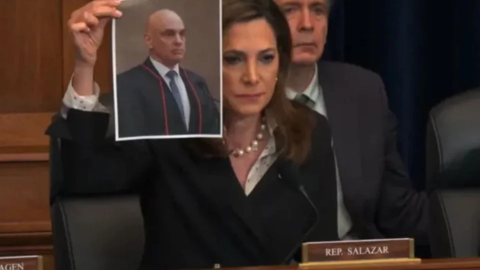 Deputada dos EUA diz que Trump vai monitorar liberdade no Brasil