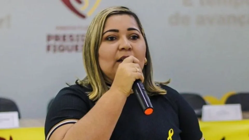 Prefeita de Presidente Figueiredo é investigada por doação irregular de bens públicos