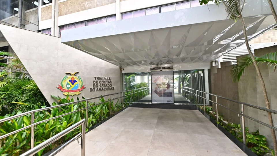 Conselheiro do TCE-AM determina suspensão imediata do concurso da Câmara Municipal de Tabatinga