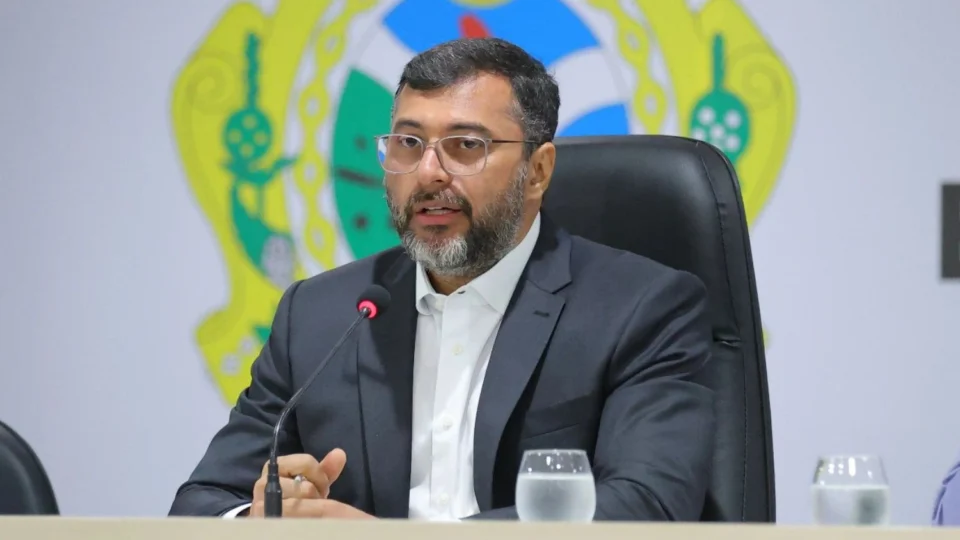 Wilson Lima antecipa pagamentos da segunda parcela do 13º e salário de servidores públicos