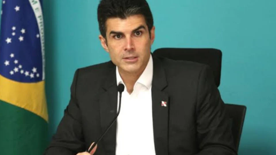 Helder Barbalho responde com repressão a protestos por desmonte na educação e cultura no Pará